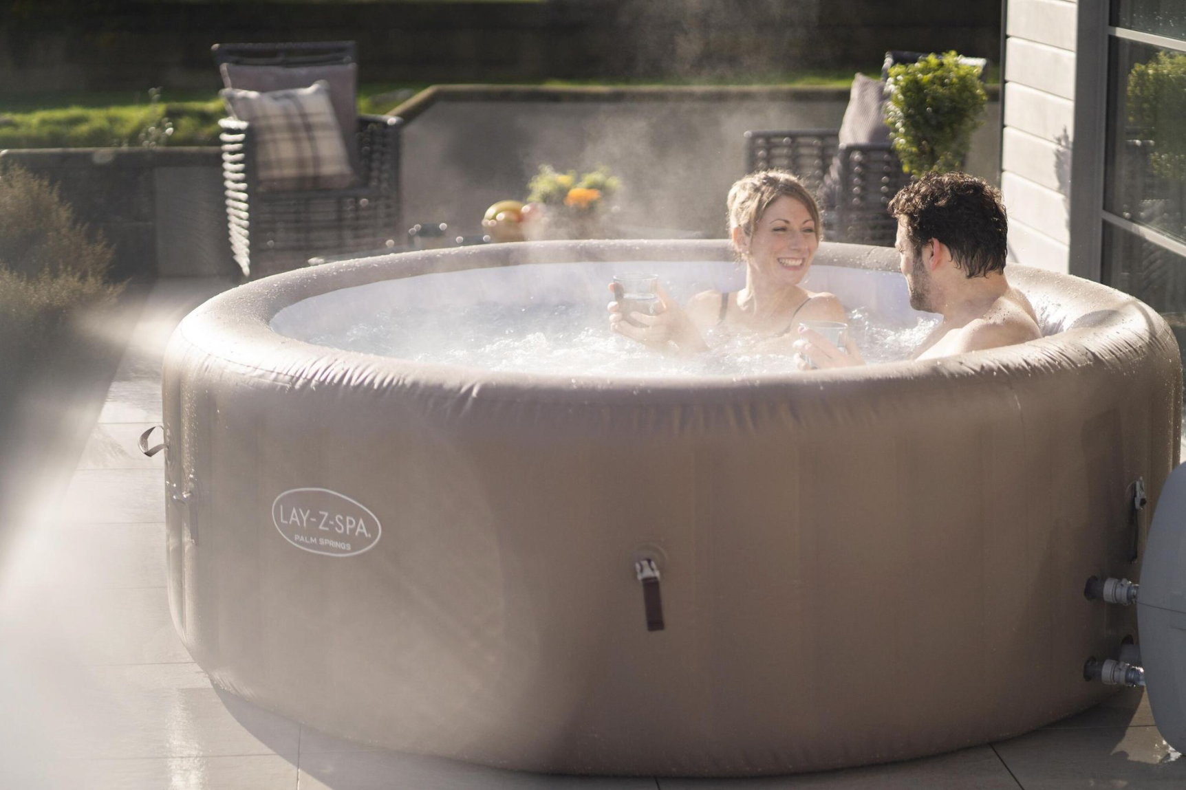 Lay-Z-Spa Palm Springs AirJet – Uppblåsbar spabad för 4 till 6 personer